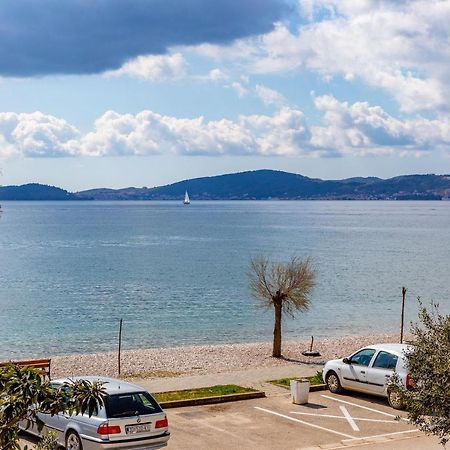 Mare-More Studio W Balcony And Beach Front And View Zadar Dış mekan fotoğraf